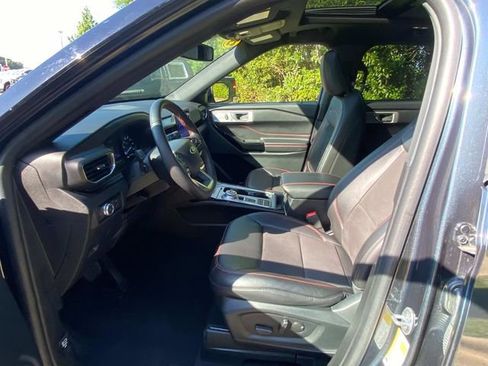 Used 2023 Ford Explorer ST-Line w/ Class IV Trailer Tow Package RWD image 12