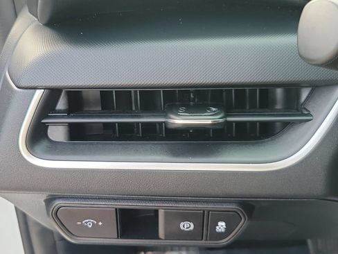 Used 2025 Kia K4 FWD image 30