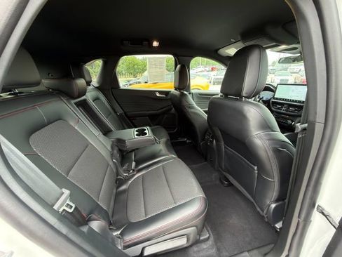 Used 2026 Ford Escape ST-Line Select w/ Tech Pack #2 AWD/4WD image 11