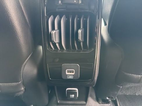 Used 2022 Jeep Compass Latitude AWD/4WD image 10