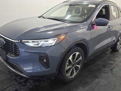 Used 2024 Ford Escape Platinum AWD/4WD image 1