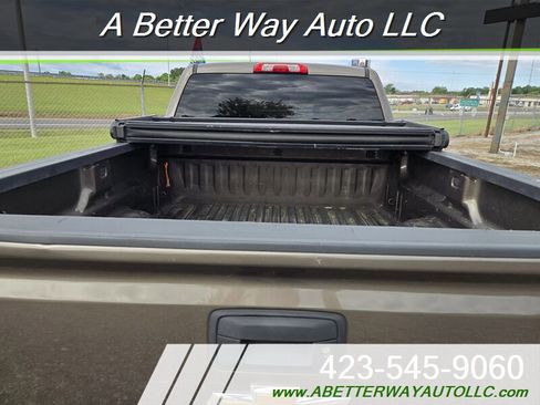 Used 2015 Chevrolet Silverado 1500 LT AWD/4WD image 5