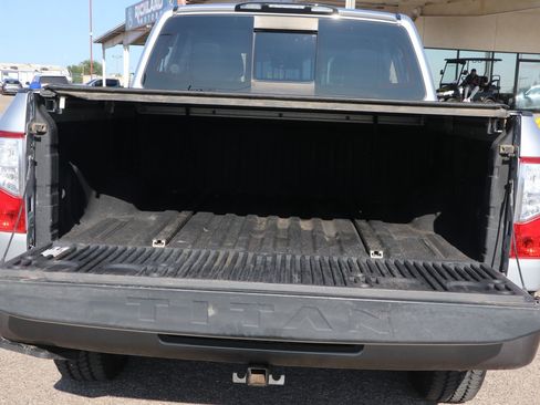 Used 2019 Nissan Titan PRO-4X w/ Pro-4x Convenience Package image 30