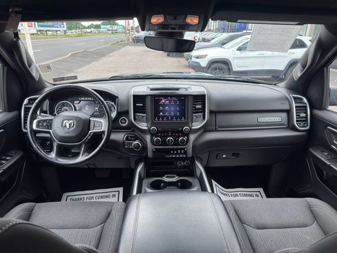Used 2020 RAM 1500 Big Horn AWD/4WD image 40