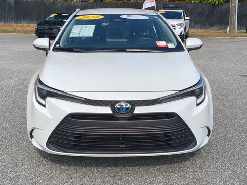 Used 2024 Toyota Corolla LE image 17