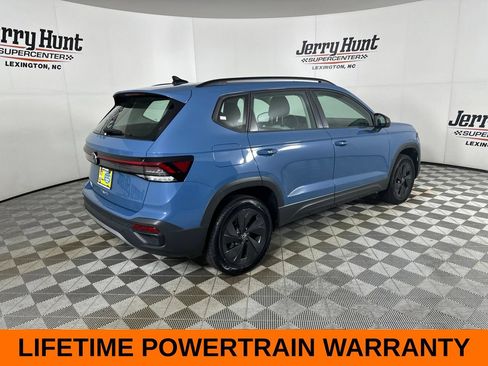 Used 2025 Volkswagen Taos S FWD image 5