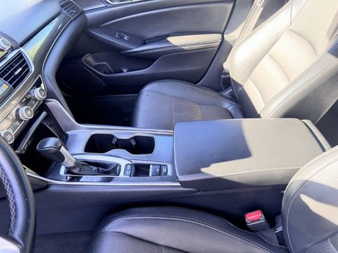 Used 2019 Honda Accord Sport image 15