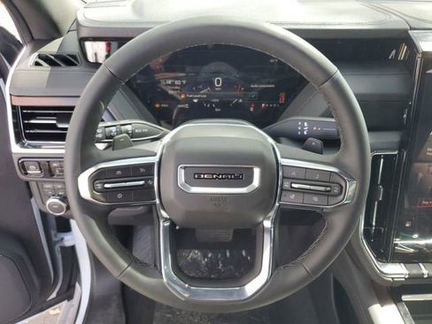 New 2026 GMC Yukon XL Denali w/ Sun & Power Step Package AWD/4WD image 21