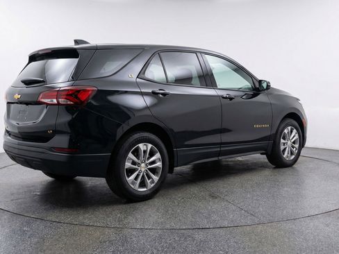 Used 2025 Chevrolet Equinox LT FWD image 9
