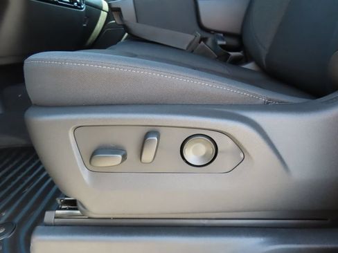 New 2026 Chevrolet Silverado 1500 LT w/ All Star Edition Plus AWD/4WD image 9