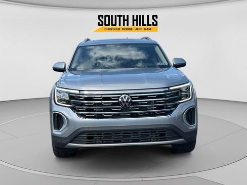 Used 2025 Volkswagen Atlas SEL AWD/4WD image 8