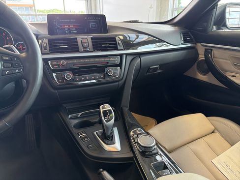 Used 2017 BMW 440i Convertible RWD image 16