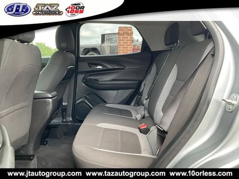 Used 2025 Chevrolet TrailBlazer LT AWD/4WD image 12