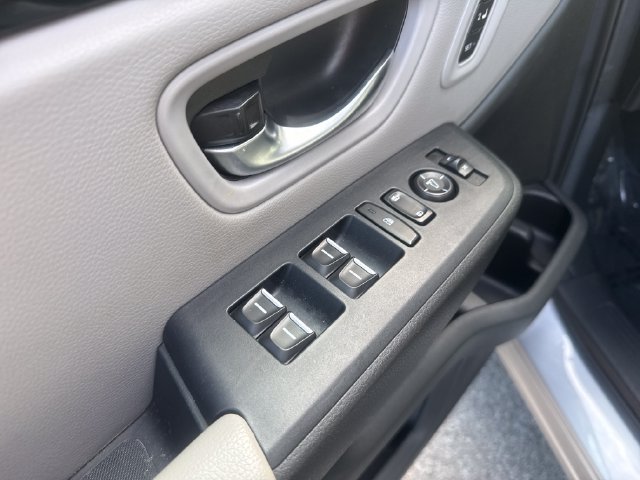 Used 2024 Honda Pilot EX-L image 11