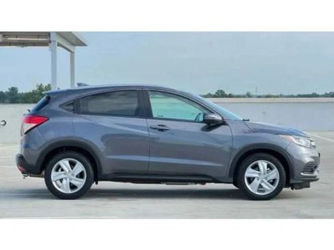 Used 2019 Honda HR-V EX image 6
