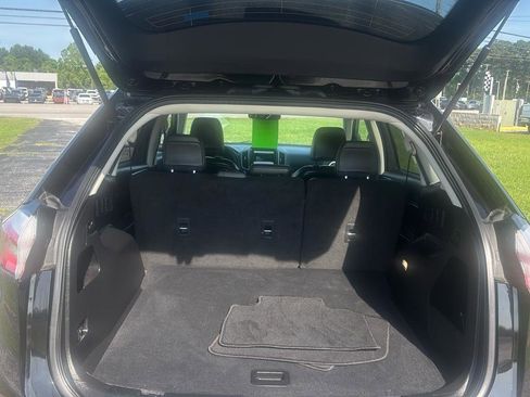 Used 2024 Ford Edge SEL image 7