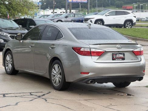 Used 2015 Lexus ES 350 w/ Premium Package FWD image 5