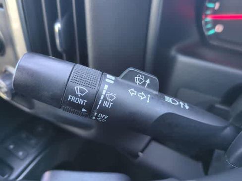 Used 2018 Chevrolet Silverado 1500 LT w/ All Star Edition image 27