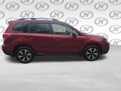 Used 2018 Subaru Forester 2.5i Premium AWD/4WD image 10