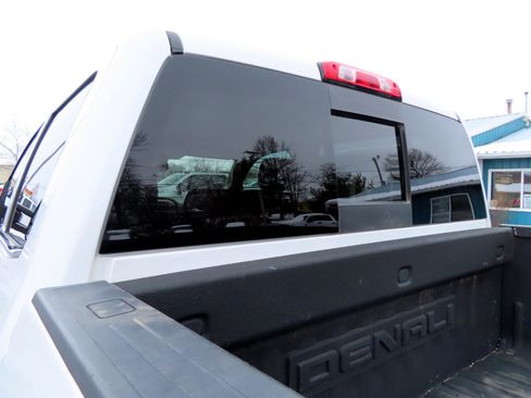 Used 2019 GMC Sierra 3500 Denali w/ Duramax Plus Package image 15