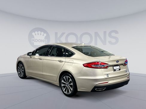 Used 2019 Ford Fusion SEL image 4