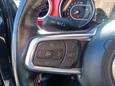 Used 2021 Jeep Wrangler Unlimited Rubicon AWD/4WD image 17