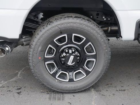 New 2026 Ford F250 Platinum AWD/4WD image 14