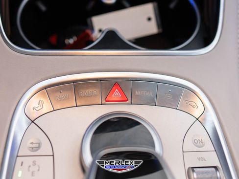 Used 2015 Mercedes-Benz S 550 Sedan w/ Sport Package w/ Sport Package image 36