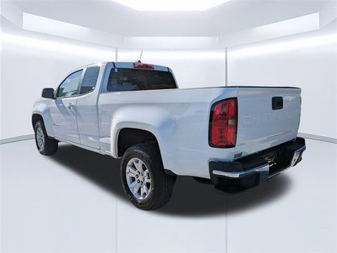 Used 2022 Chevrolet Colorado LT w/ Safety Package image 6