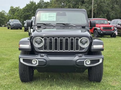 New 2026 Jeep Wrangler Unlimited Sahara w/ Safety Group AWD/4WD image 3