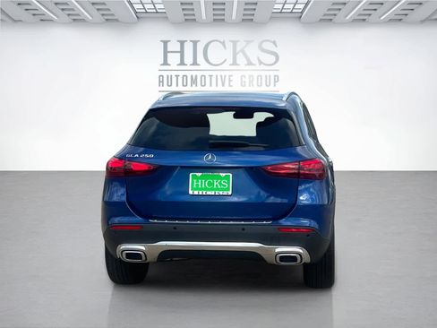 Certified 2025 Mercedes-Benz GLA 250 image 6