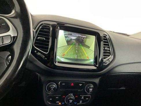 Used 2020 Jeep Compass Latitude AWD/4WD image 23