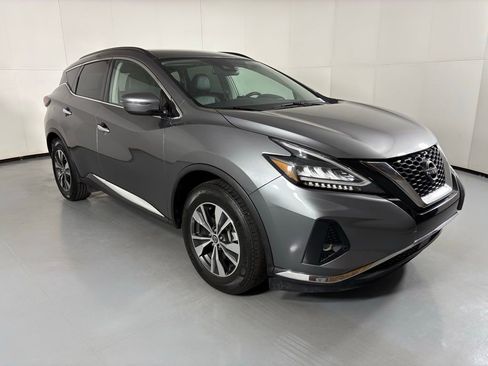 Used 2023 Nissan Murano SV image 2