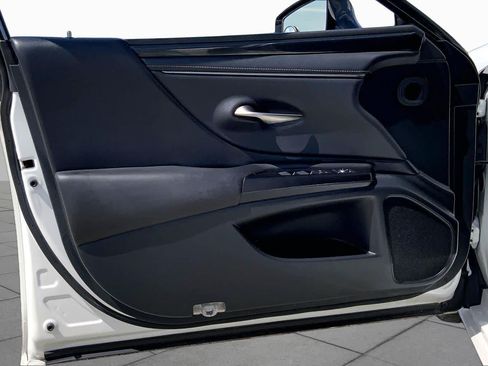 Used 2019 Lexus ES 350 FWD image 21
