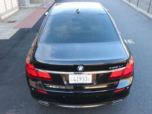 Used 2013 BMW 750Li image 8