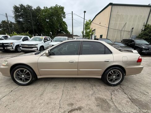 Used 2000 Honda Accord EX image 4