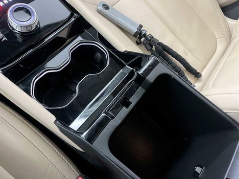 Used 2021 Jeep Grand Cherokee L Limited image 23