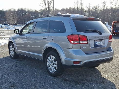 Used 2019 Dodge Journey SE w/ Premium Group image 8