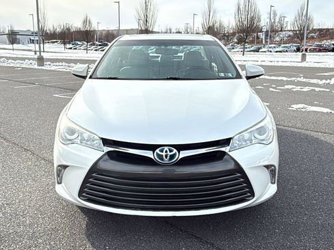 Used 2016 Toyota Camry XLE image 15