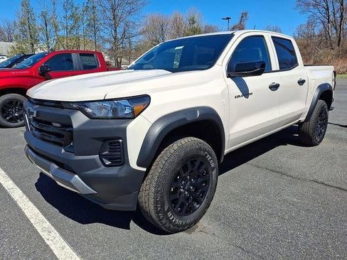 New 2026 Chevrolet Colorado Trail Boss AWD/4WD image 3