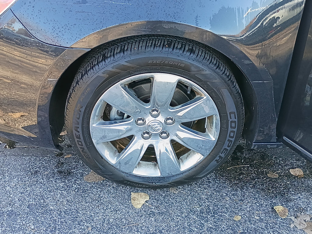 Used 2012 Buick LaCrosse Premium w/ Driver Confidence Package FWD image 10