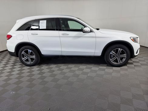 Used 2019 Mercedes-Benz GLC 300 4MATIC image 8