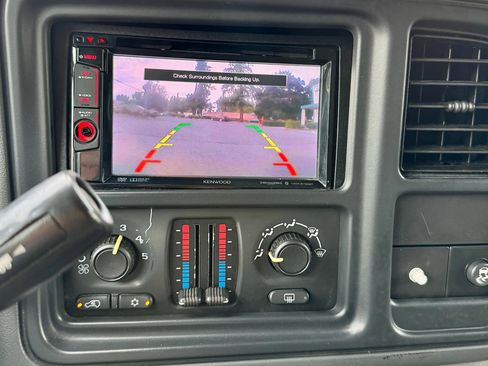 Used 2006 Chevrolet Tahoe LT image 4