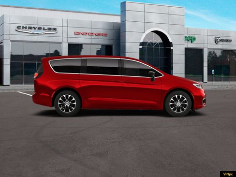 New 2026 Chrysler Pacifica Select image 9