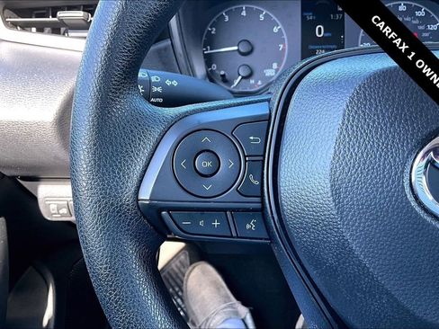 Used 2025 Toyota Corolla LE FWD image 11