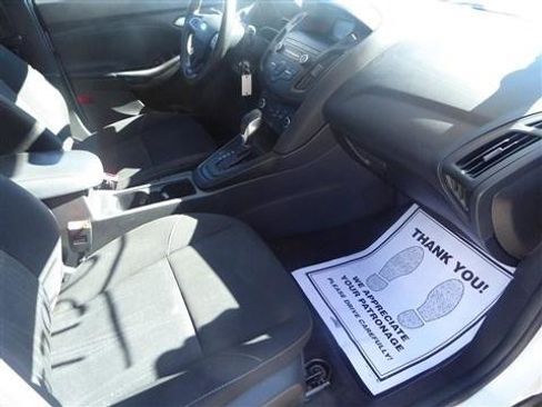 Used 2018 Ford Focus SE image 17