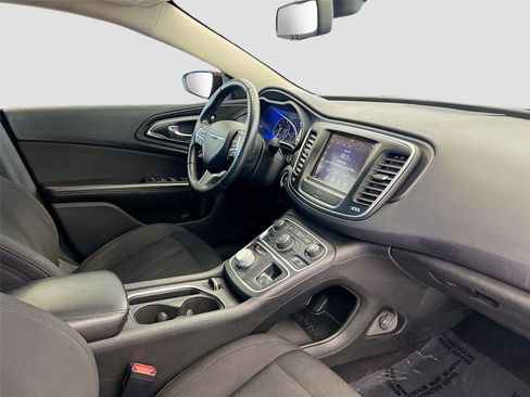 Used 2015 Chrysler 200 Limited w/ Convenience Group FWD image 26