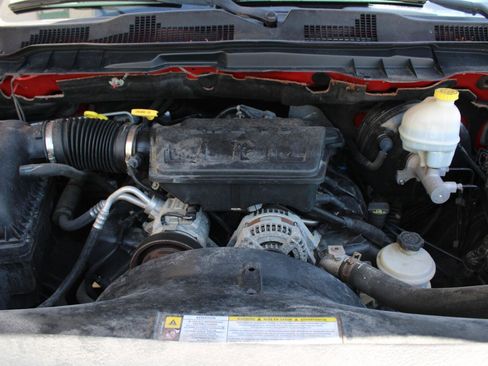 Used 2011 RAM 1500 Classic SLT w/ Popular Equipment Group RWD image 4