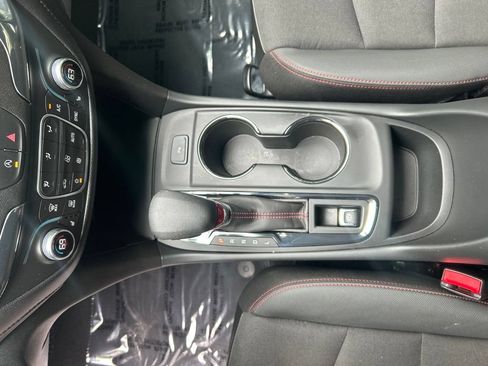 Used 2024 Chevrolet Equinox RS FWD image 18