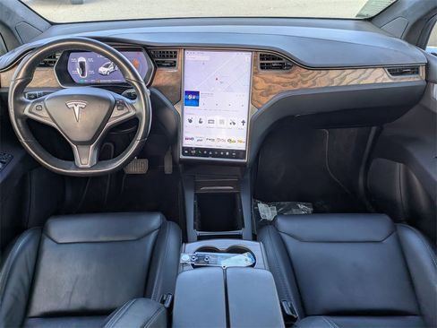 Used 2019 Tesla Model X 100D image 14